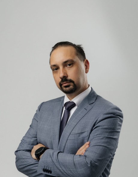 Александр Маслов — юрист практики